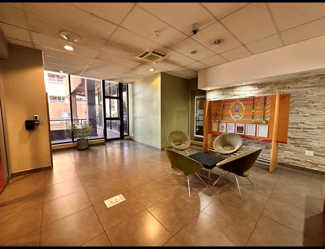 2,247M² OFFICE TO LET IN PARKTOWN